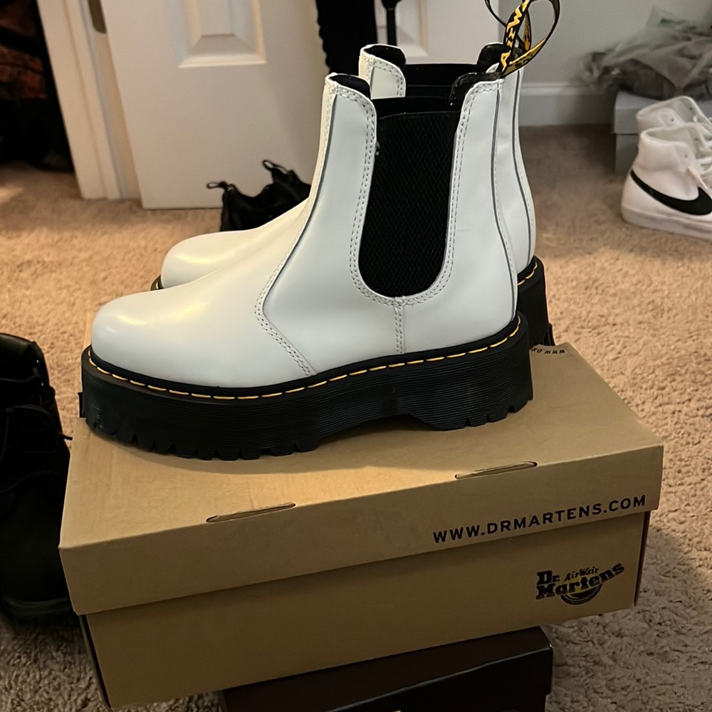 Dr. Marten 2976 - size 8
